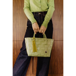 Handed By - Mini Paris - Wasabi Green